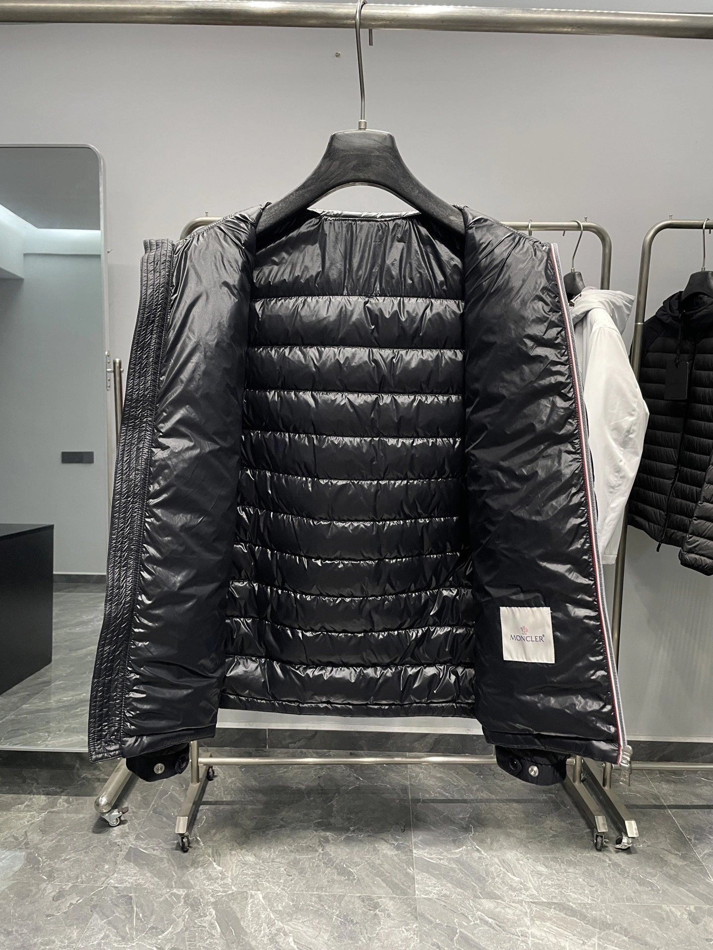 wg.luxury-- 7o9385r Down jacket white duck down nylon 2colour item: E-F000J1308-2